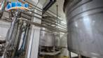 Complete industrial plant for the production of food products such as sauces, beverage concentrates, syrups, toppings, condiments, and cosmetics.